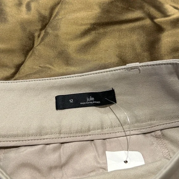 Ann Taylor Loft Shorts - Picture 4 of 7